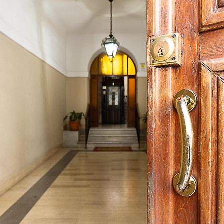 Vatican Gold Loft Рим Экстерьер фото